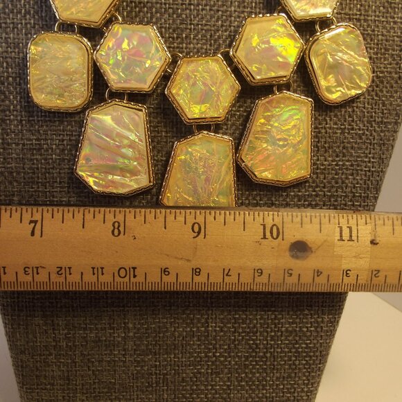 Sophia & Kate Matching Bib Necklace & Pierced Earrings New on Card - Picture 4 of 7